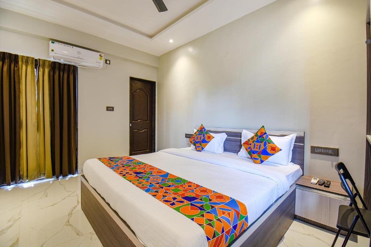 Fabhotel Gaurav Galaxy Pune Exteriör bild